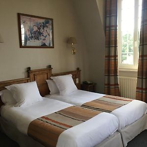 Zimmer mit zwei Einzelbetten